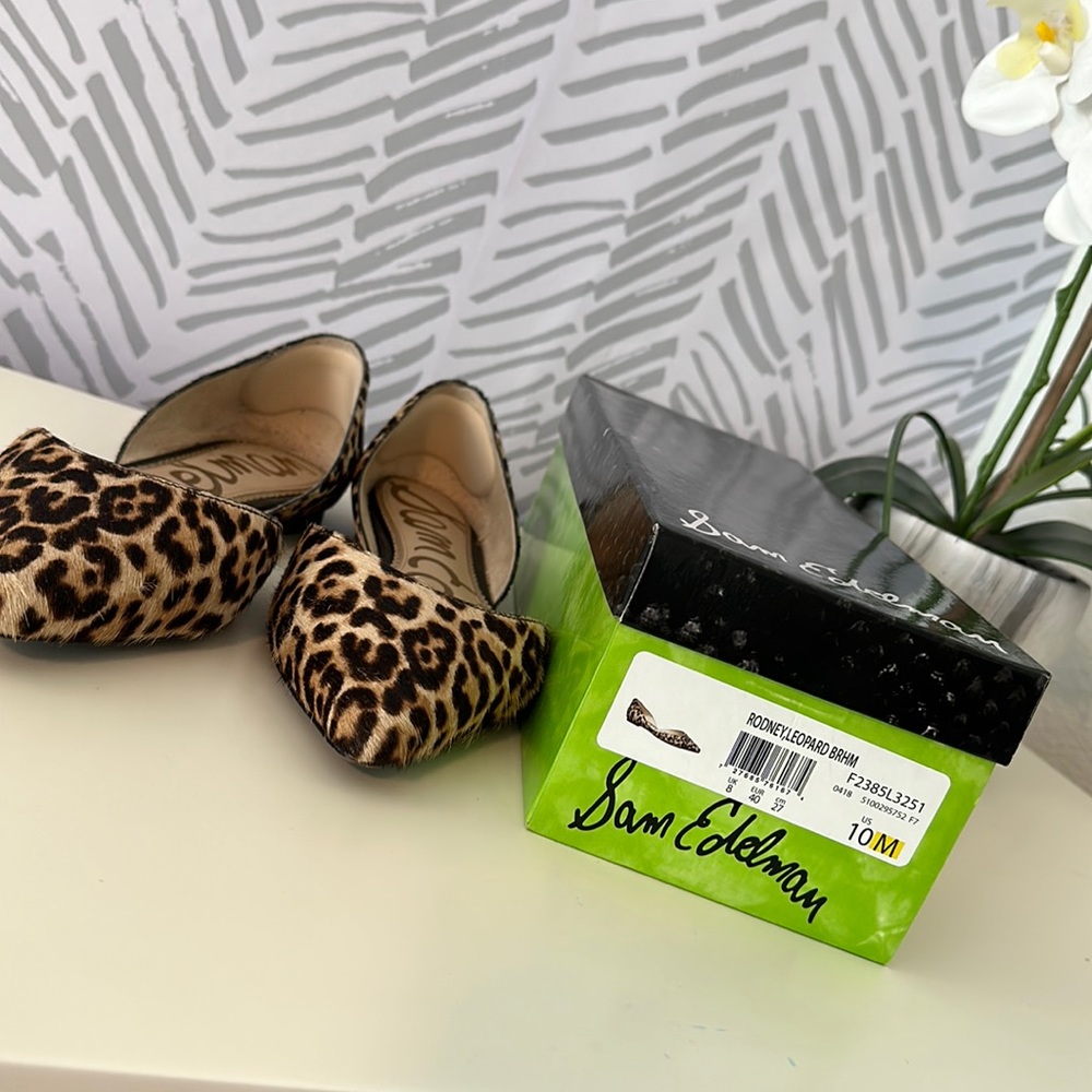Sam Edelman “Rodney” flat.